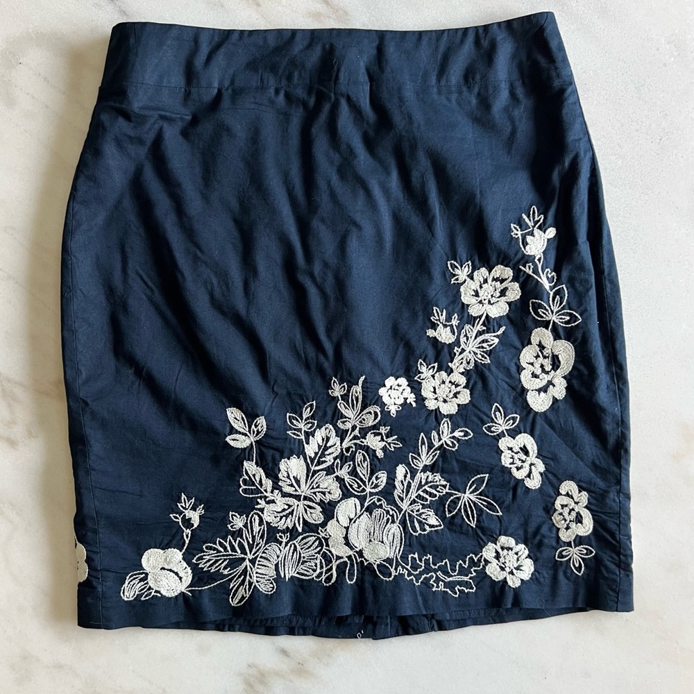 Ann Taylor Blue Embellished Pencil Skirt‎